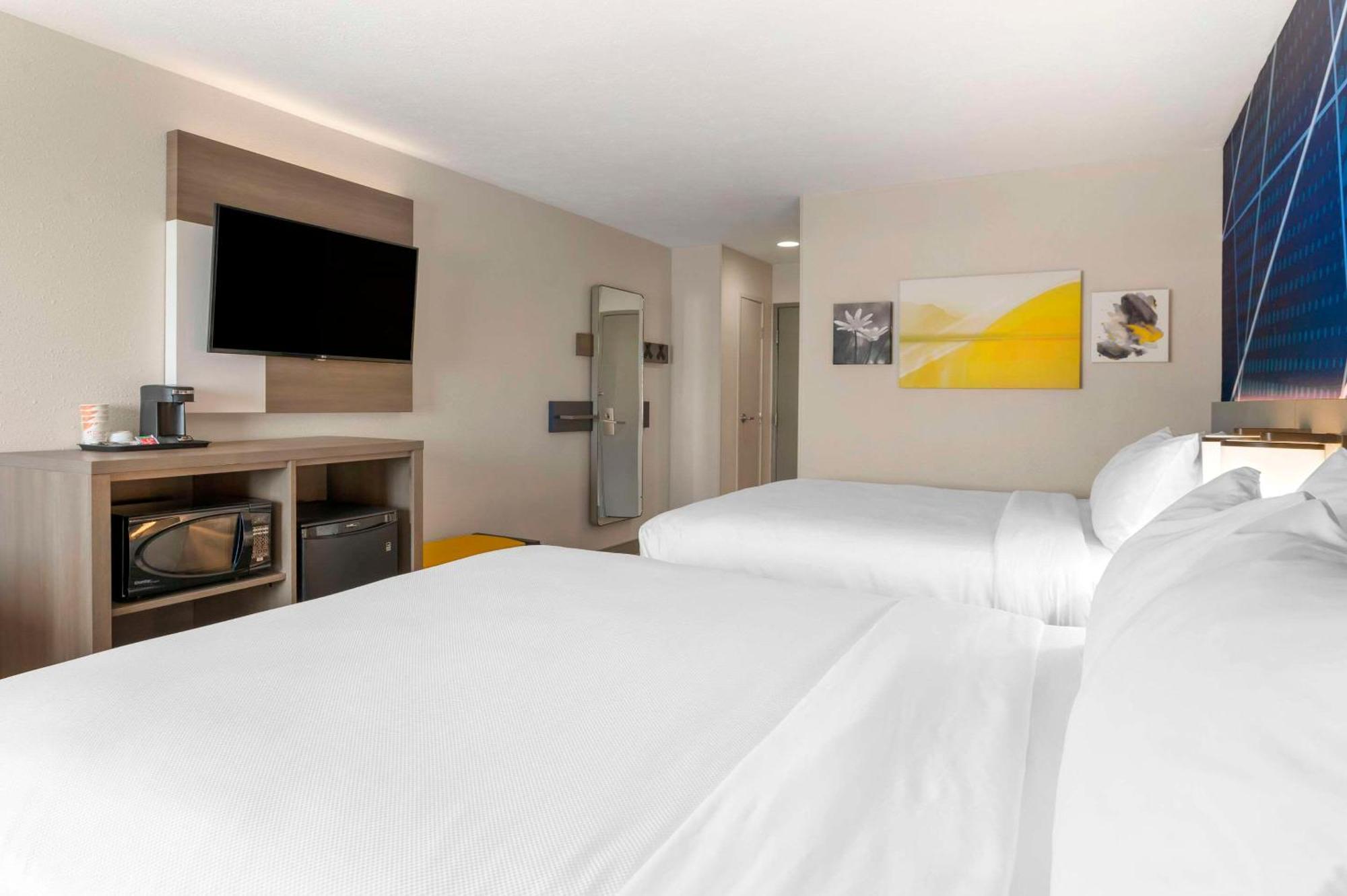 Comfort Inn Edinburgh - Columbus Zewnętrze zdjęcie