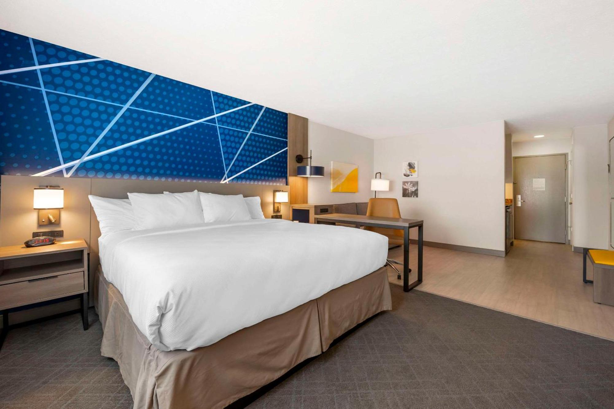 Comfort Inn Edinburgh - Columbus Zewnętrze zdjęcie